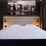 Park By Radisson Oslo Airport West 4*