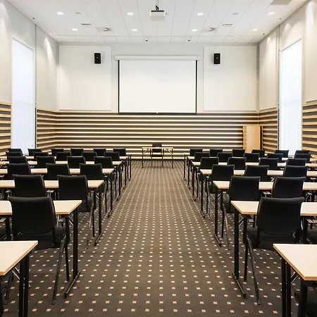 Park By Radisson Oslo Airport West Hotel Garder