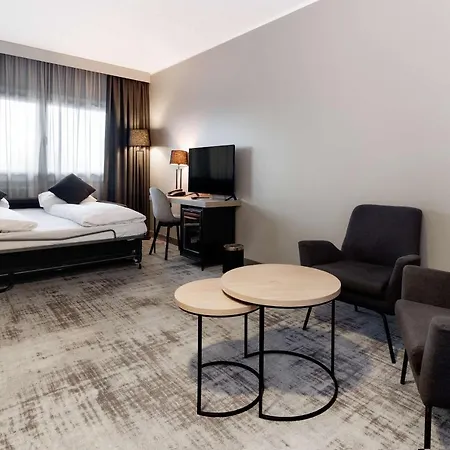 Park By Radisson Oslo Airport West 4* Garder