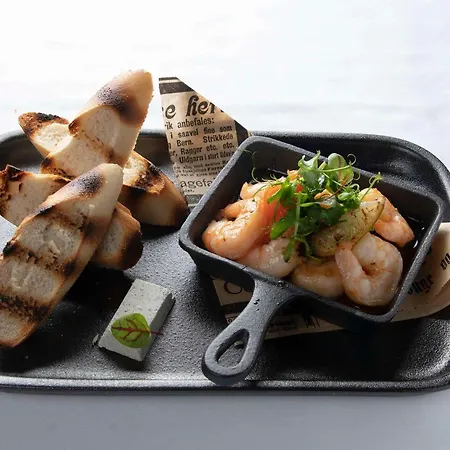 Hotel Park By Radisson Oslo Airport West 4*