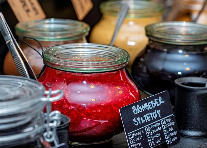 Hotel Park By Radisson Oslo Airport West 4*