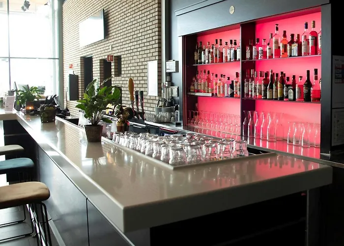 Hotel Park By Radisson Oslo Airport West 4*