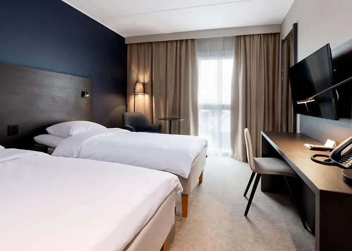 Hotel Park By Radisson Oslo Airport West 4*
