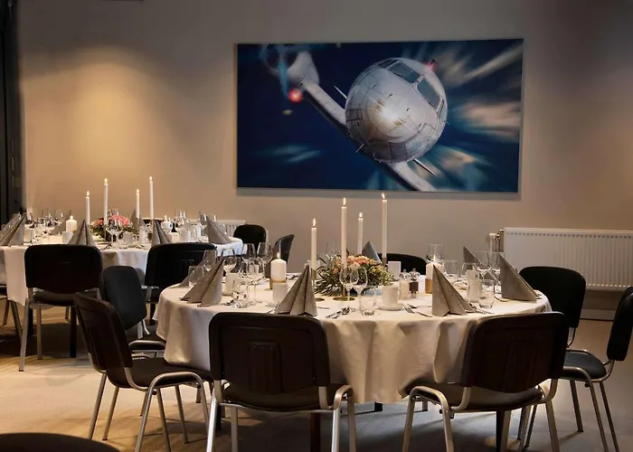 Hotell Park By Radisson Oslo Airport West 4*