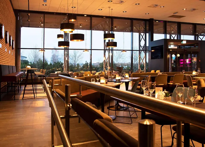 Park By Radisson Oslo Airport West 4*