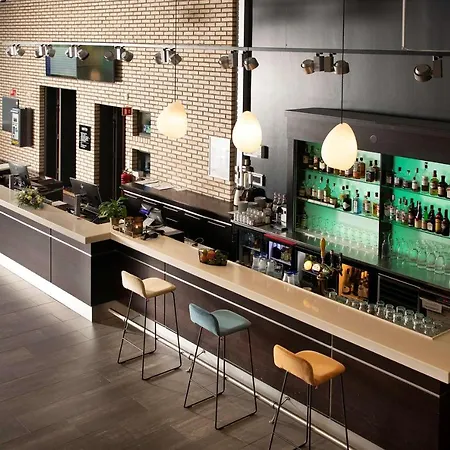Park By Radisson Oslo Airport West Hotel Garder
